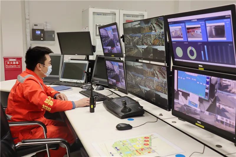 “非接触式监管”_副本.jpg 图片