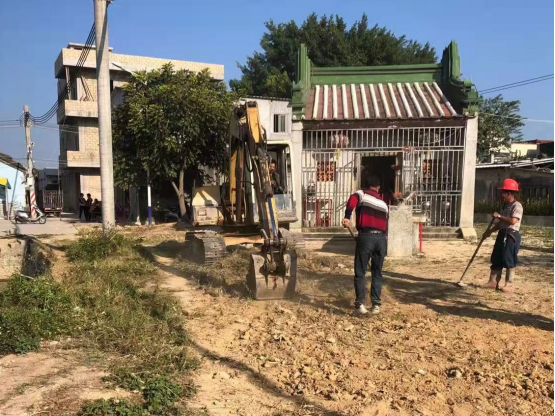 环境整治再掀高潮 全面助推乡村振兴519.png