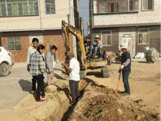 环境整治再掀高潮 全面助推乡村振兴627.png